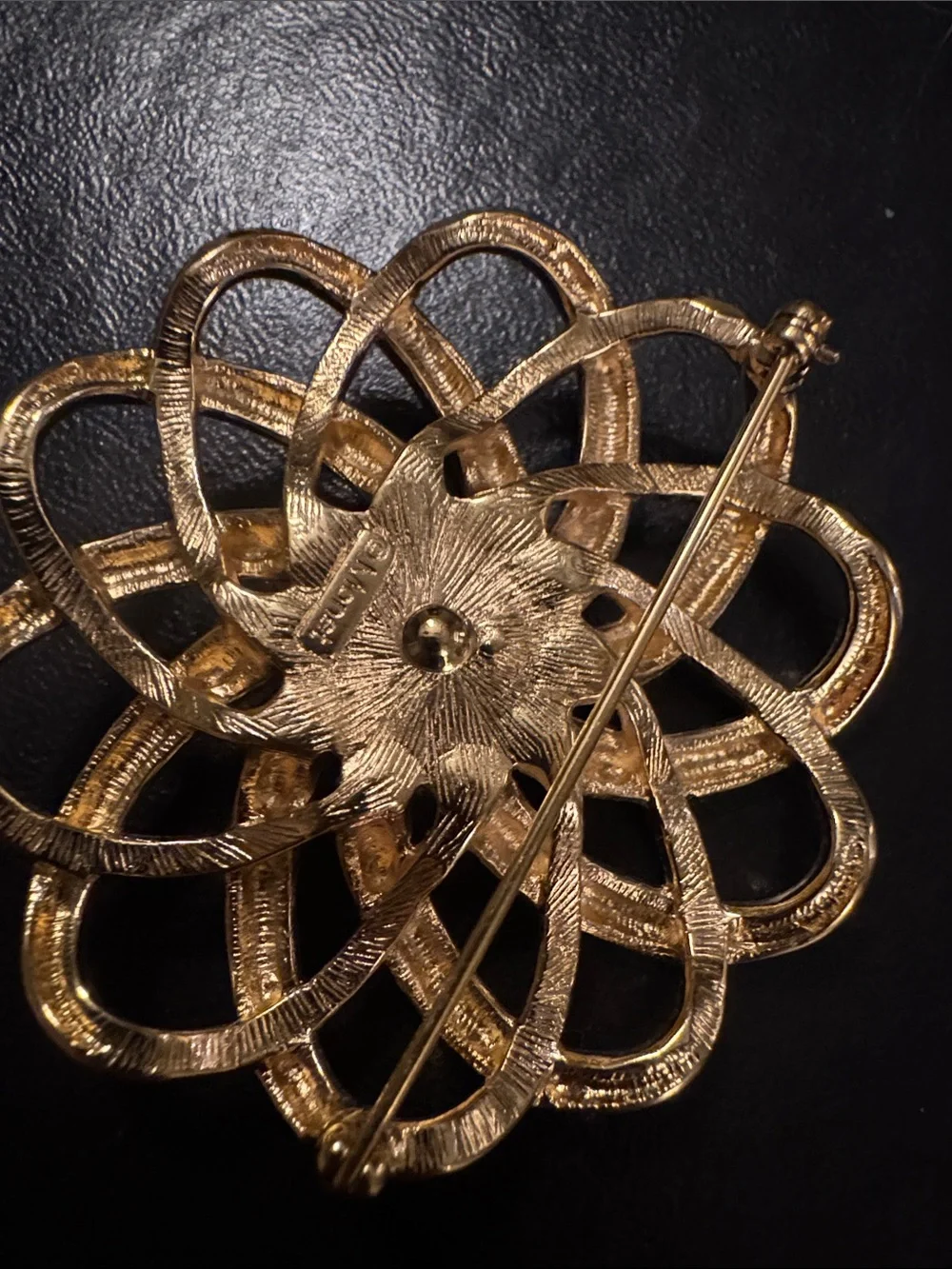 Vintage Monet Gold-Tone Pearl Center Flower Brooch - Women Jewelry